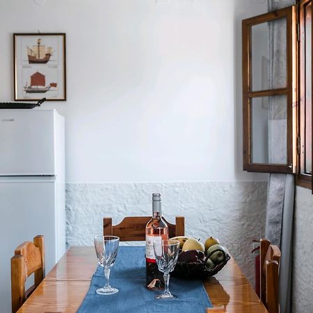 Perla Di Mare Appartement Sými Buitenkant foto