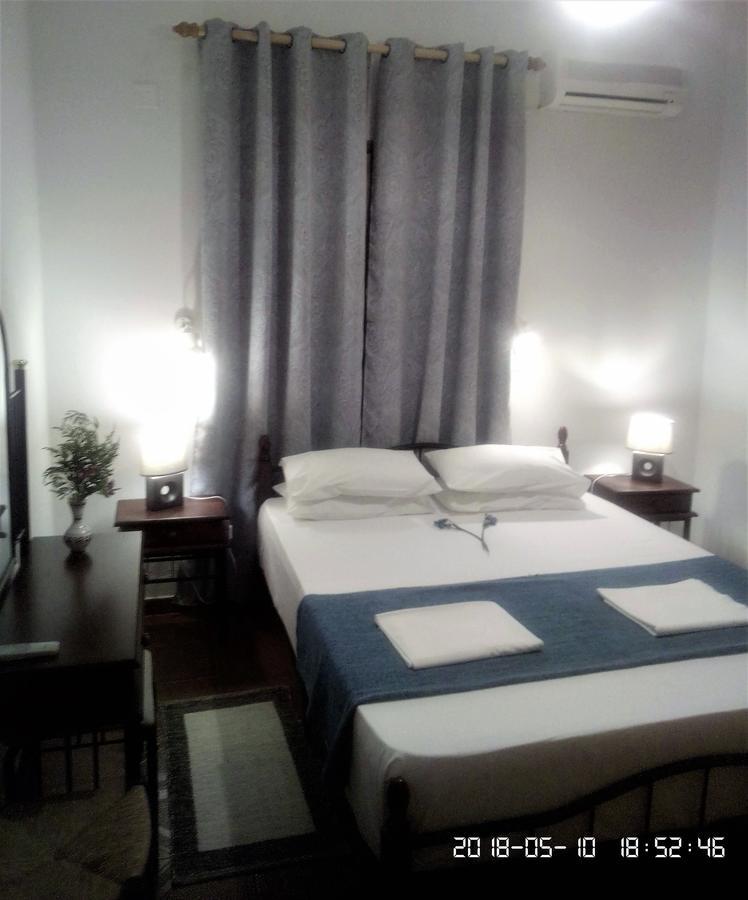 Perla Di Mare Appartement Sými Buitenkant foto