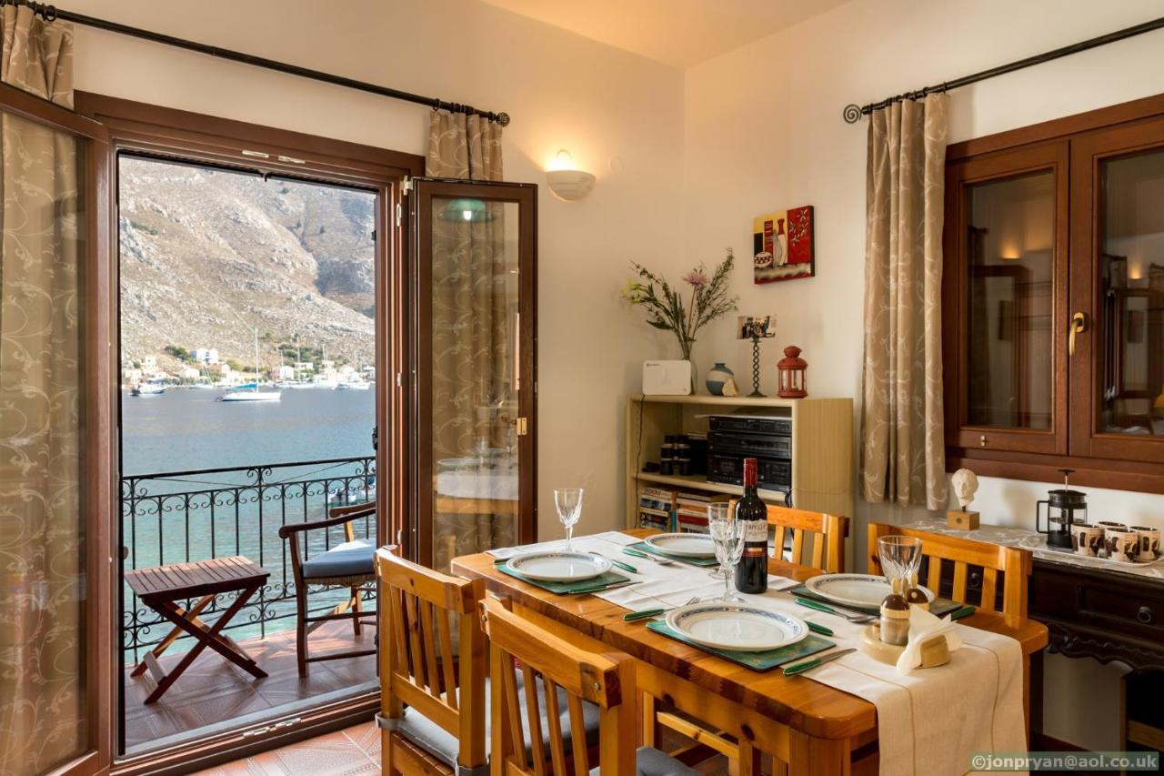 Perla Di Mare Appartement Sými Buitenkant foto