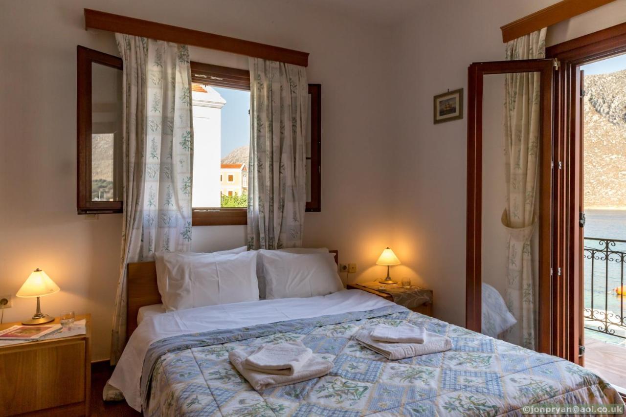 Perla Di Mare Appartement Sými Buitenkant foto